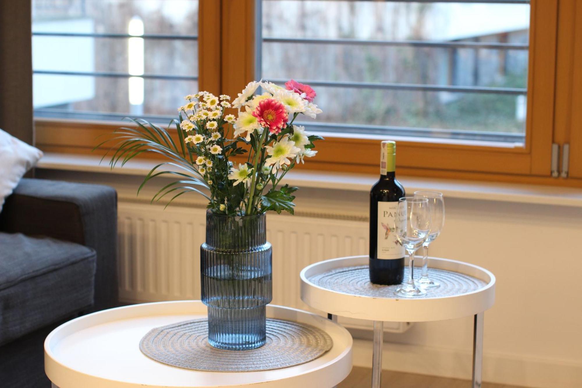 Viva Lila Apartment, Free Parking, Close To Vistula River - By Homelike Kraków Exteriör bild